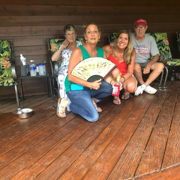 Meet your Posher, Christine - Picture 9 of 11